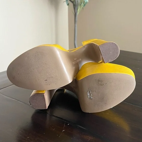 Kenneth Cole New York Women's Tatum Platform Pumps. - Picture 11 of 14